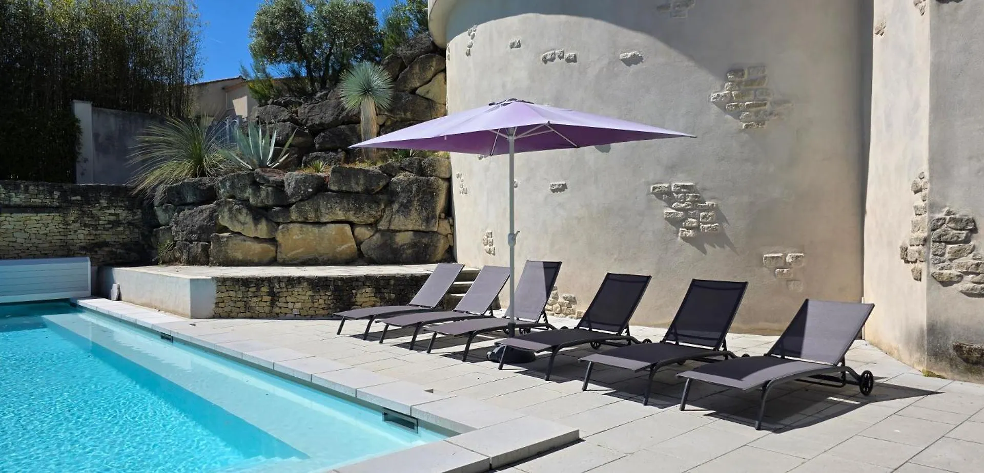 بيت للعطل Gite Charmant Avec Piscine Et Terrasse En Provence Mdv كارْبُنْترا